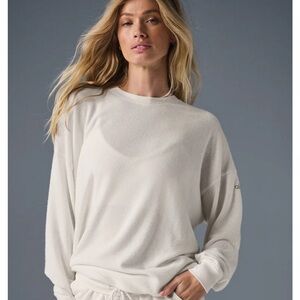 ALO Yoga Cream Long Sleeve Top